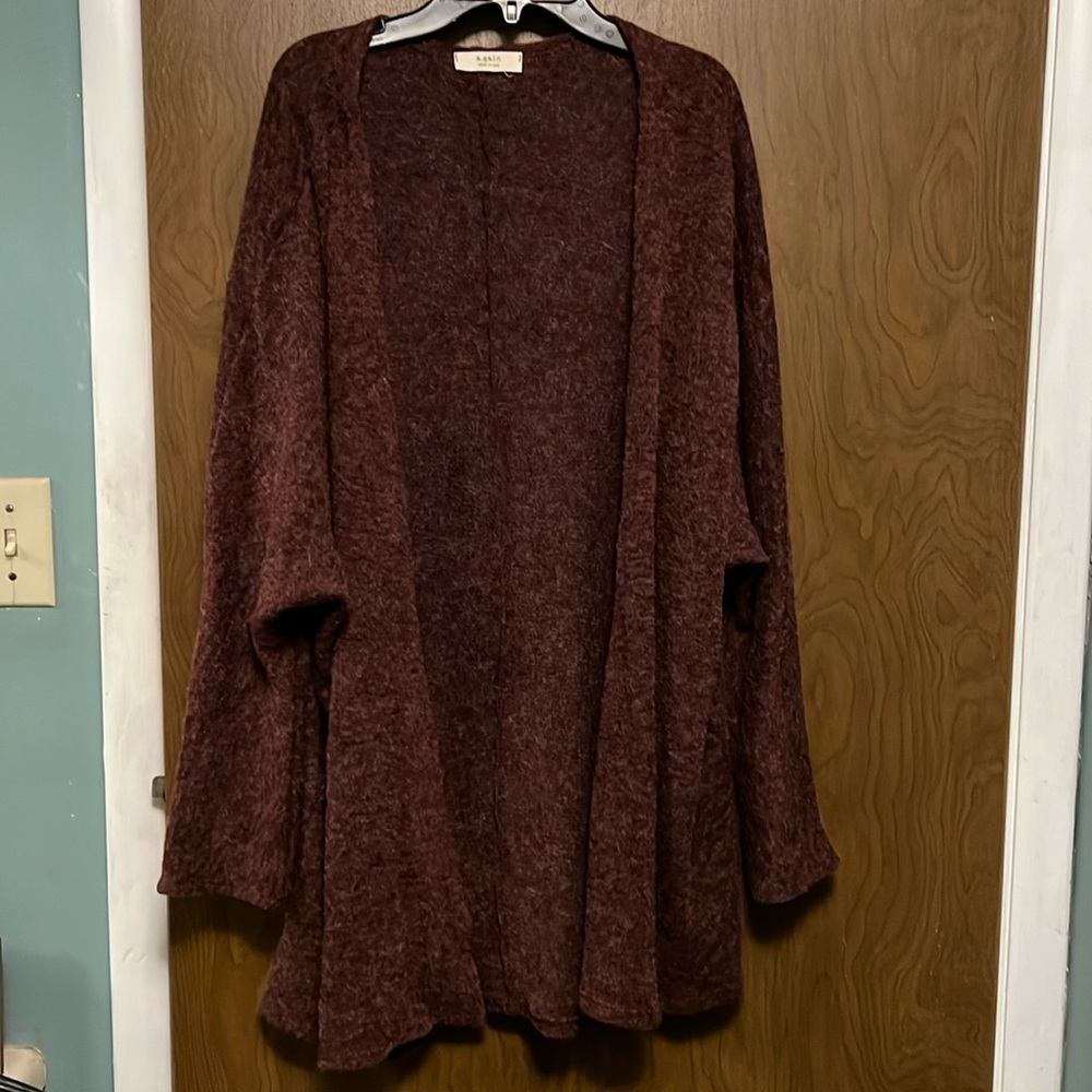 A.gain maroon open cardigan size XL